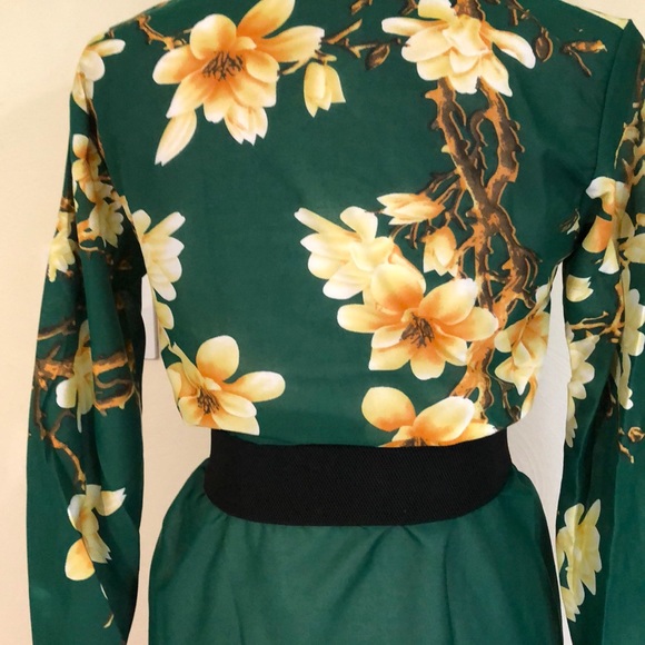 Floral midi with stretch belt - Picture 9 of 10